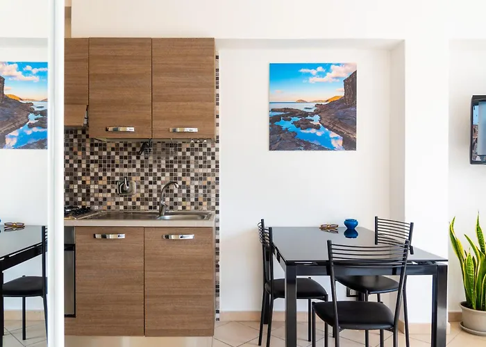 Il Mare E Dintorni * Портоферрайо